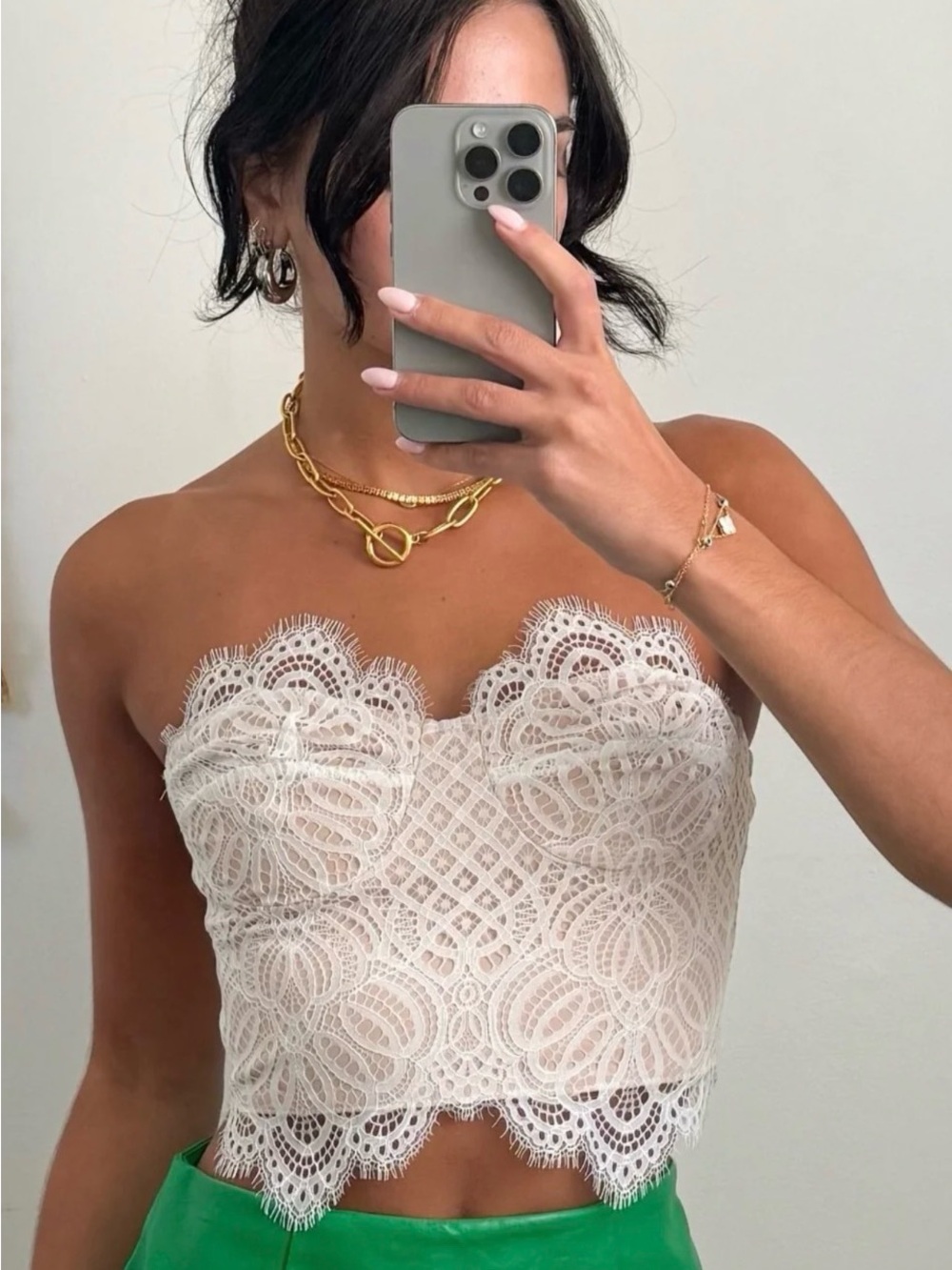 Superdown Revolve - White Lace Strapless Crop Top - Picture 1 of 2